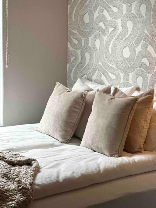 Private Lux 2Br & 2Ba City Center With Free Parking Reykjavik Exterior photo
